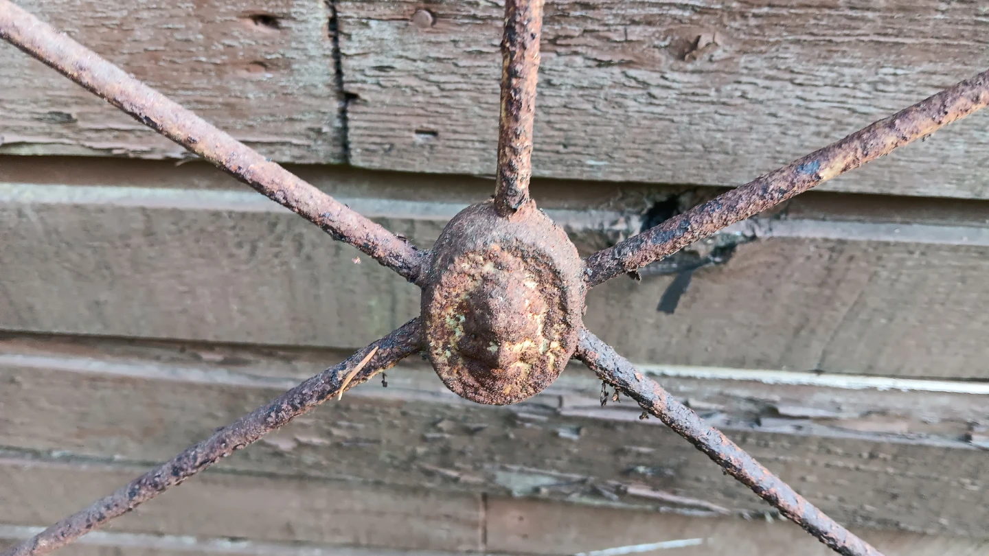 Antique Metal Bed Frame - photo 2