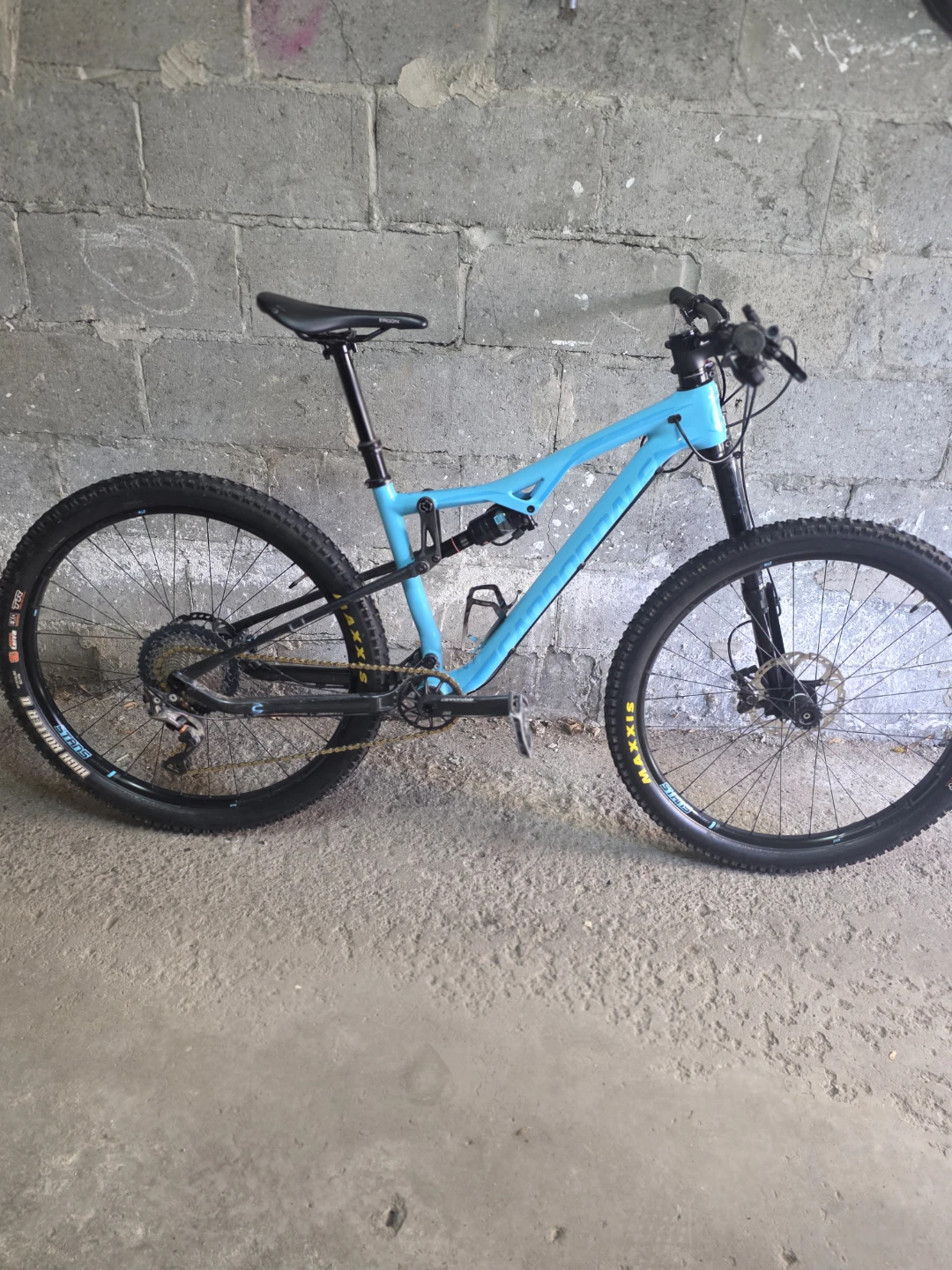 Cannondale Full Suspension Mountain Bike