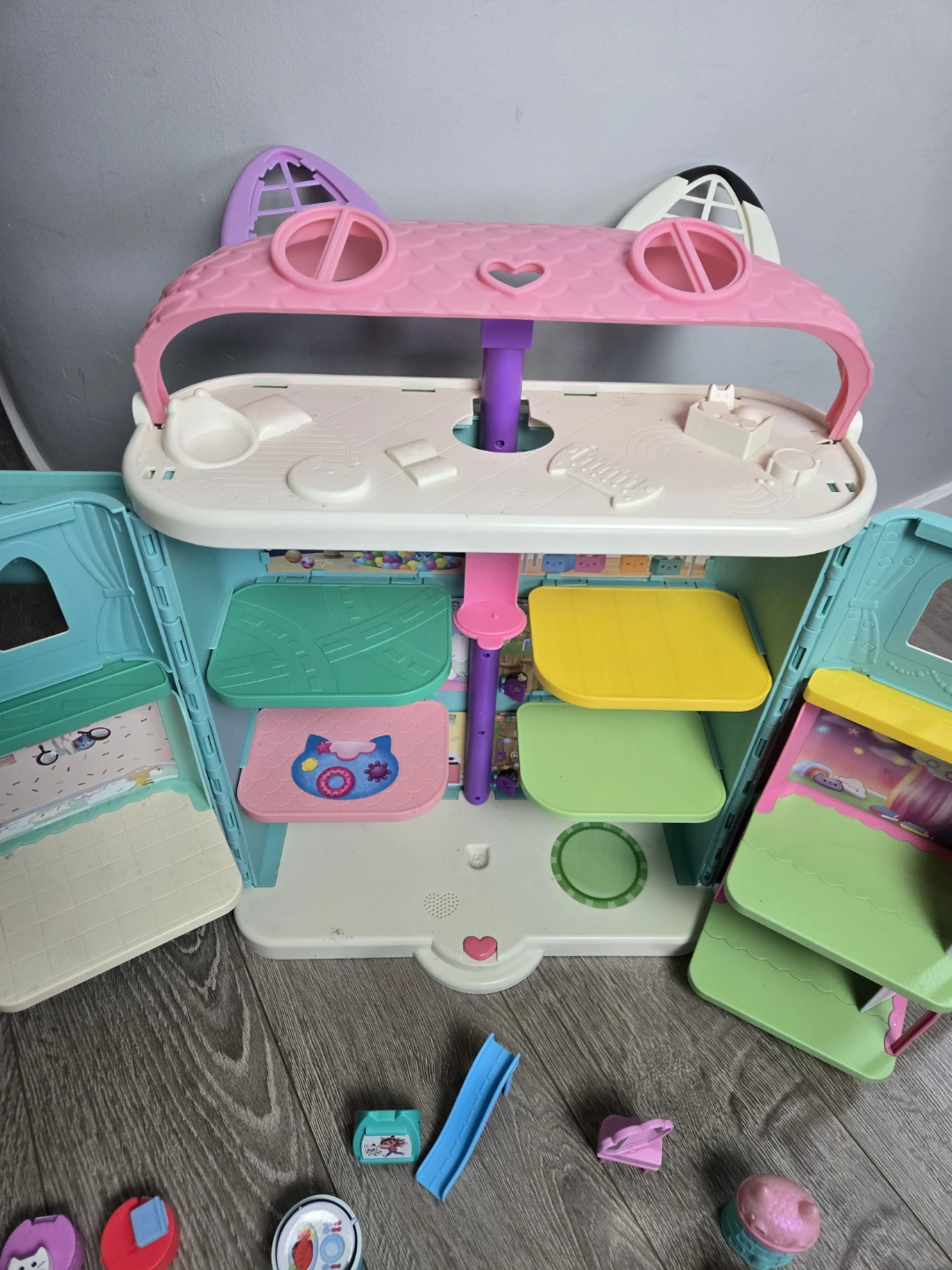 Gabby dollhouse playset - photo 5