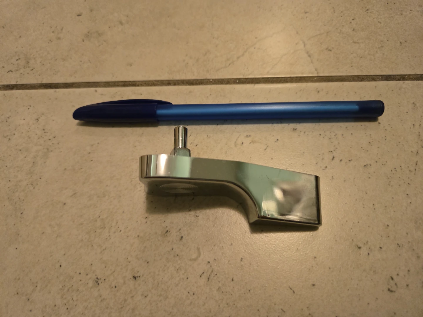 ⚽ Chrome- Coloured Toilet Handle - photo 5