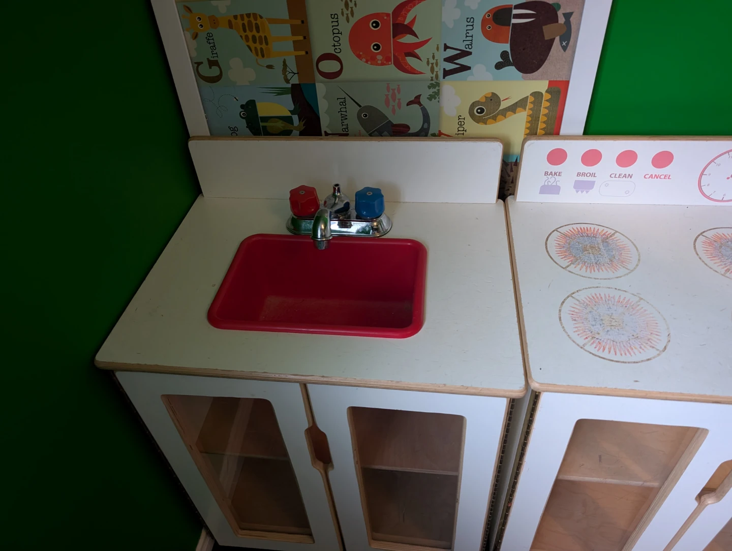 Kids Play Kitchen Set with Sink and Stove
