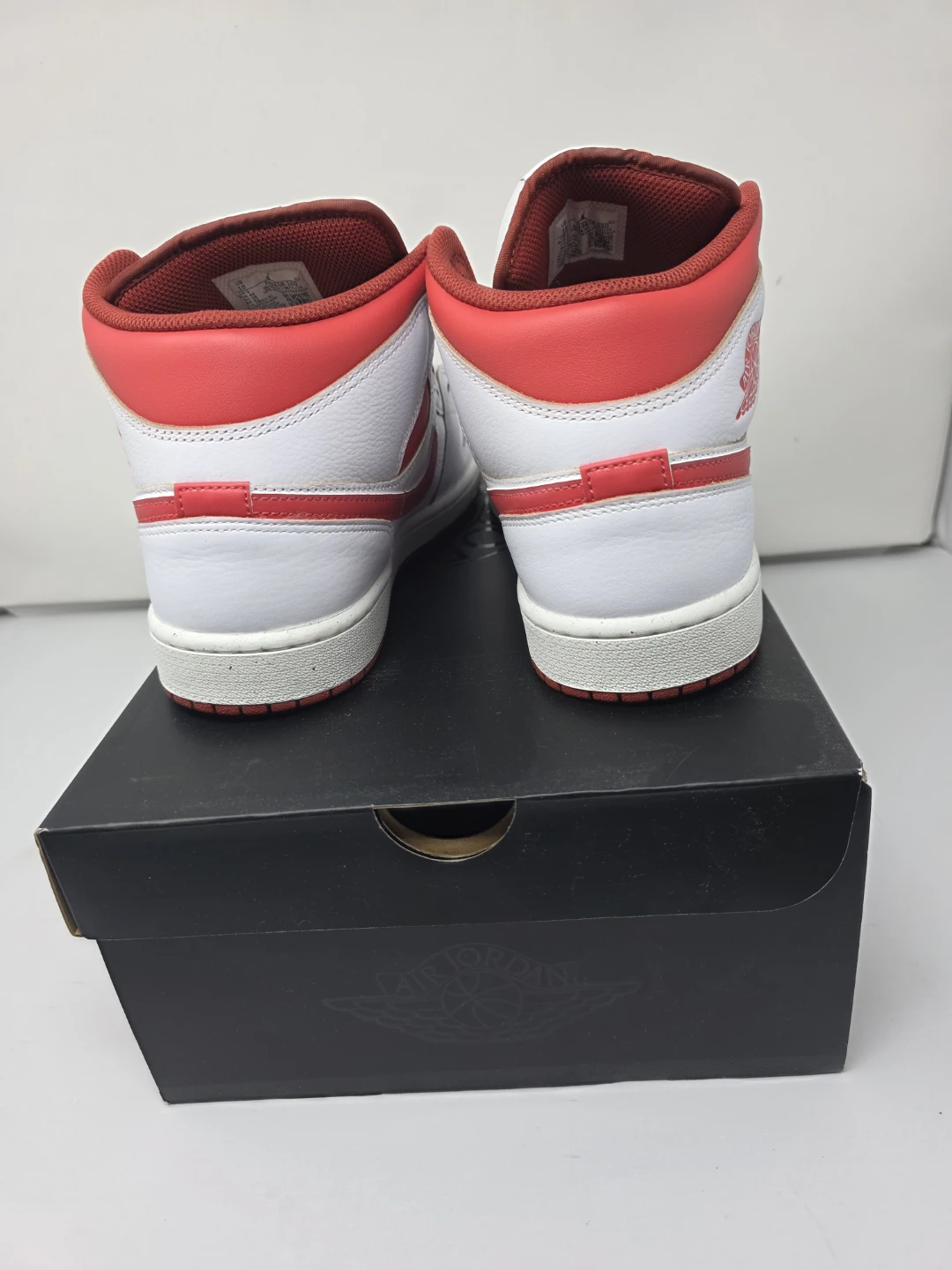 Air Jordan 1 Mid SE White Red Sneakers Size 10 ⚽️ - photo 3