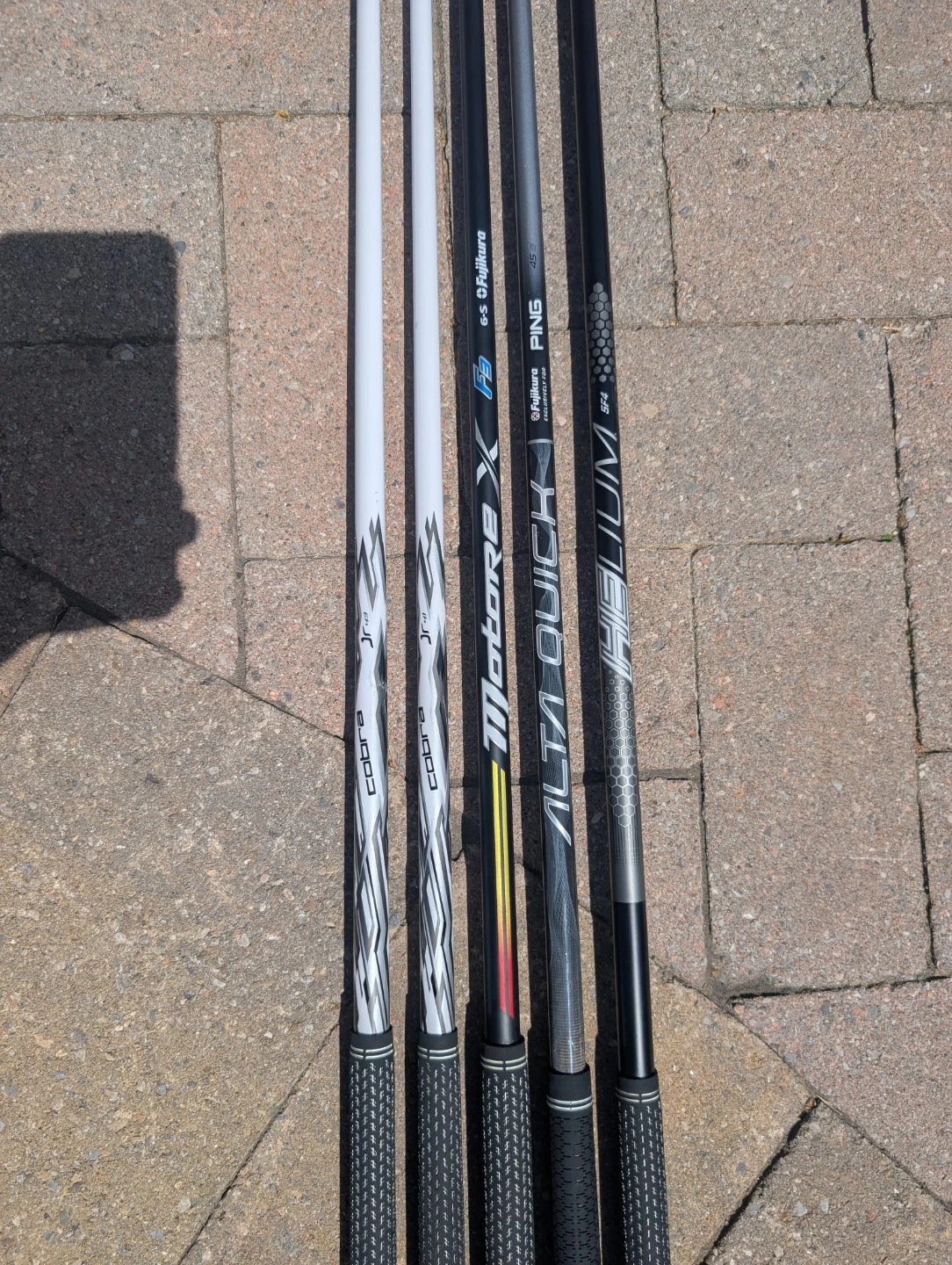 5 Golf Club Graphite Shafts - Fujikura PING Cobra