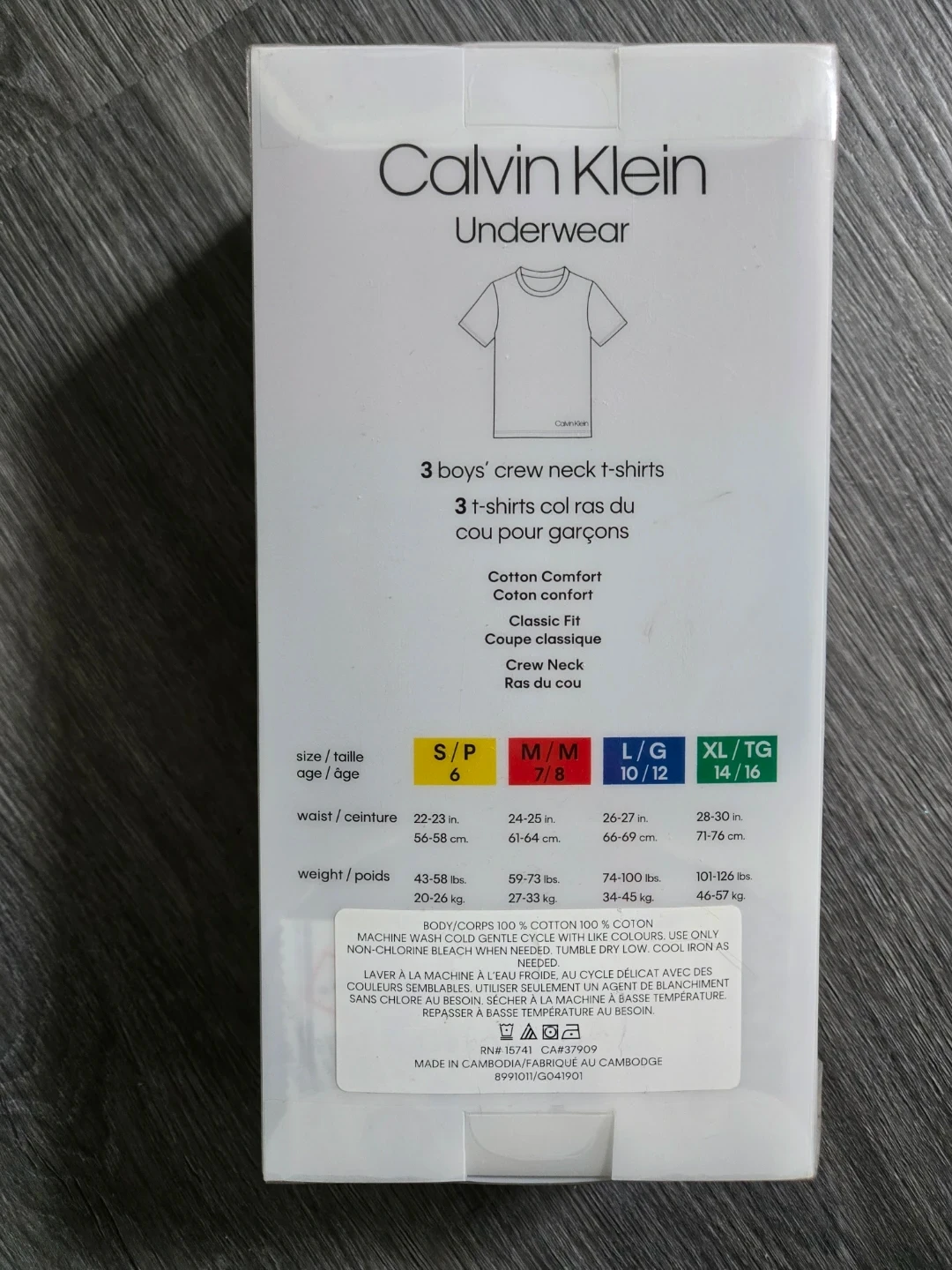 Three (3) Boys Calvin Klein T-Shirts - photo 2