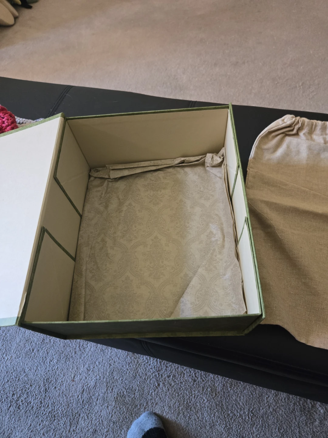 GUCCI Gift Box with dust bag (10.5" x 8.5" x 4.5") EMPTY BOX - photo 4
