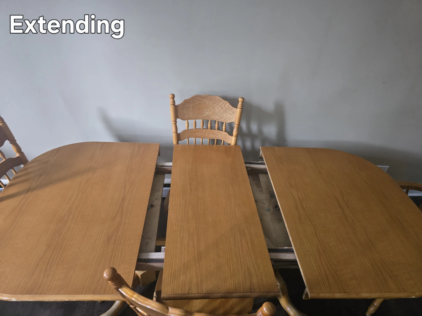 Solid Oak Pedestal Dining Set (Extendable) plus 4 Chairs. - photo 3