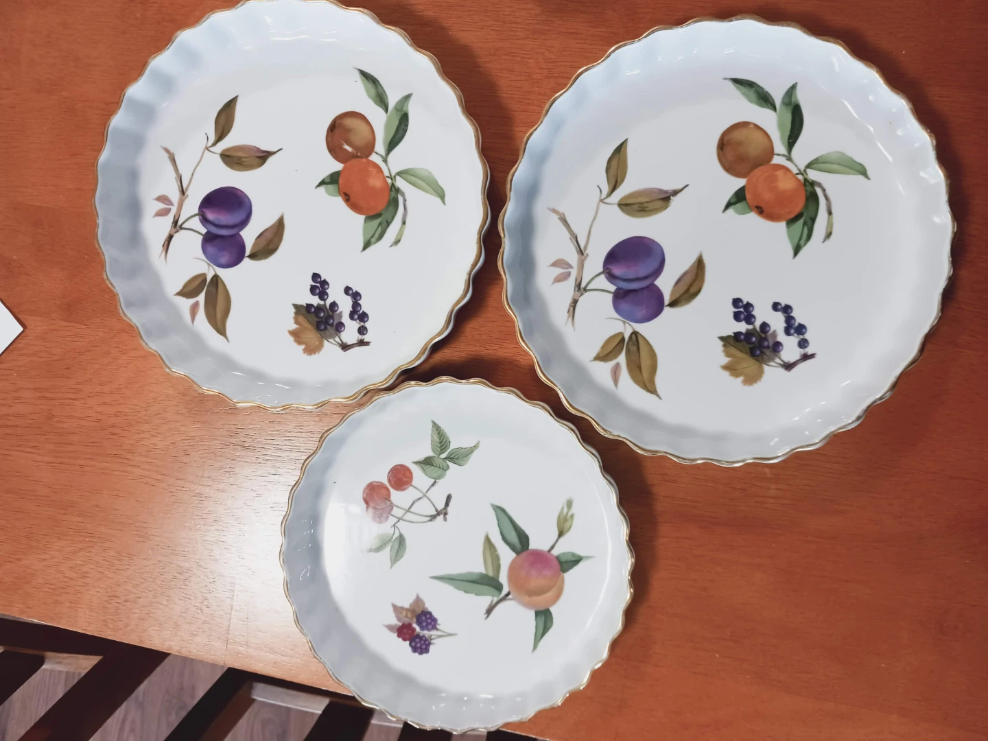 ⚽    Elegant Royal Worcester Evesham oven to tableware dishes