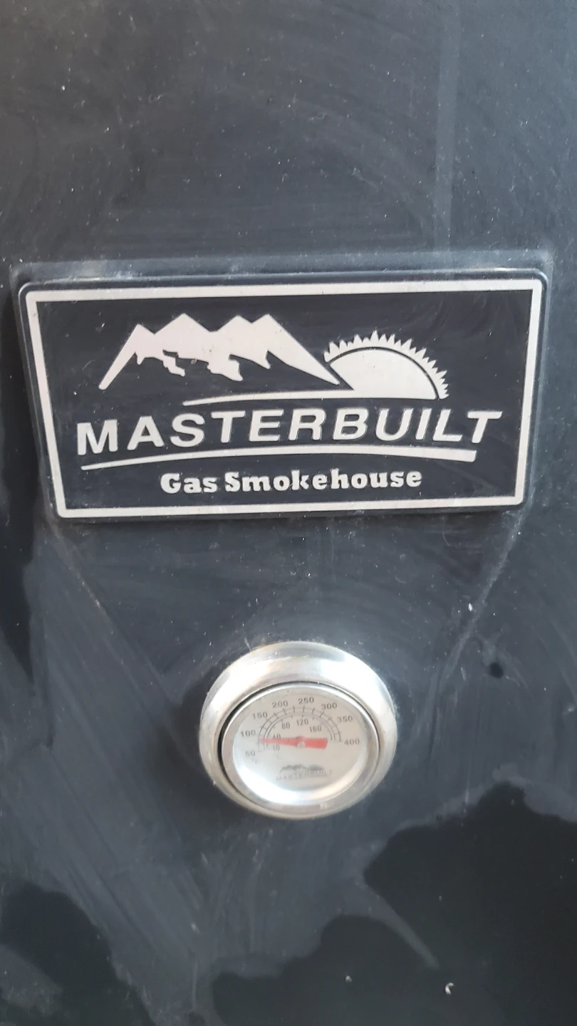 Masterbuilt Gas Smokehouse