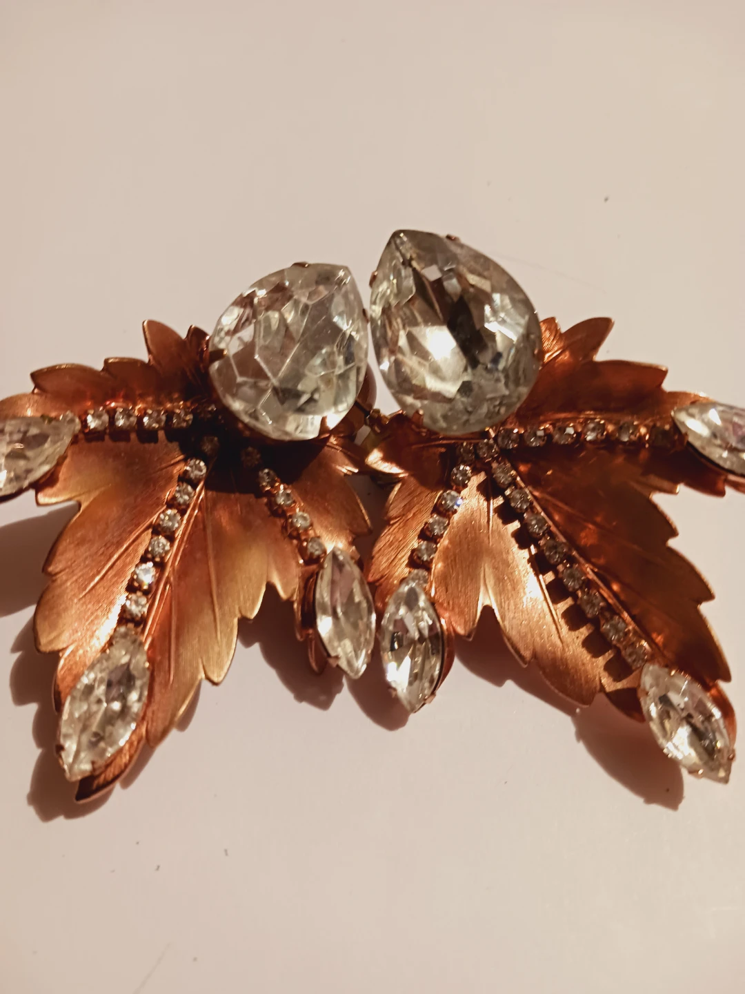 Gorgeous Large Leaf Rhinestones Earrings - photo 2