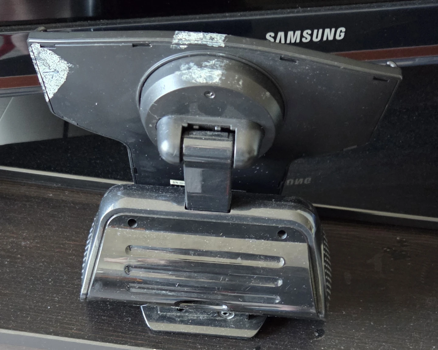 Haier iPad Docking Station with Speaker - photo 2