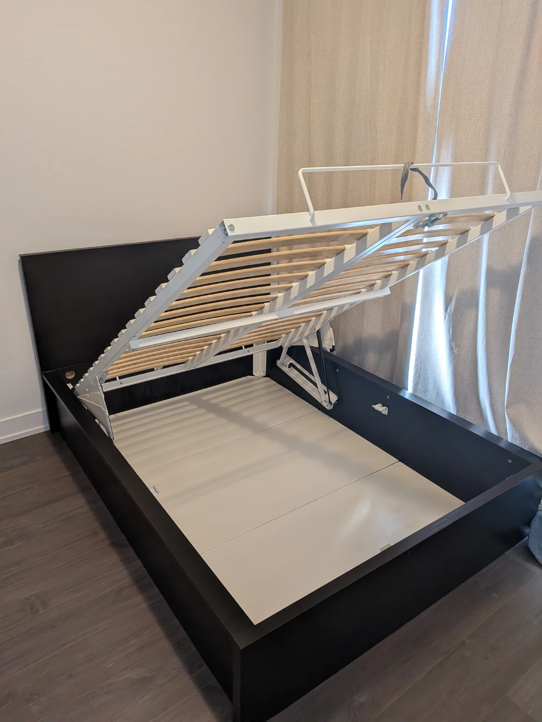 Ikea Malm Double/Full pull up bed (moving sale)