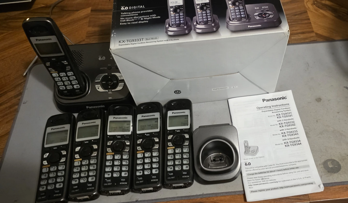 Panasonic KX-TG9333T Cordless Answering System - photo 2