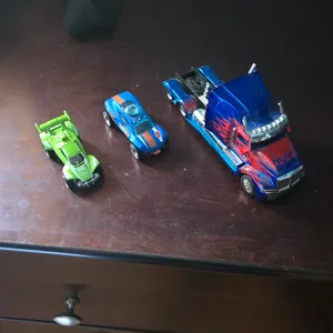Toy car lot