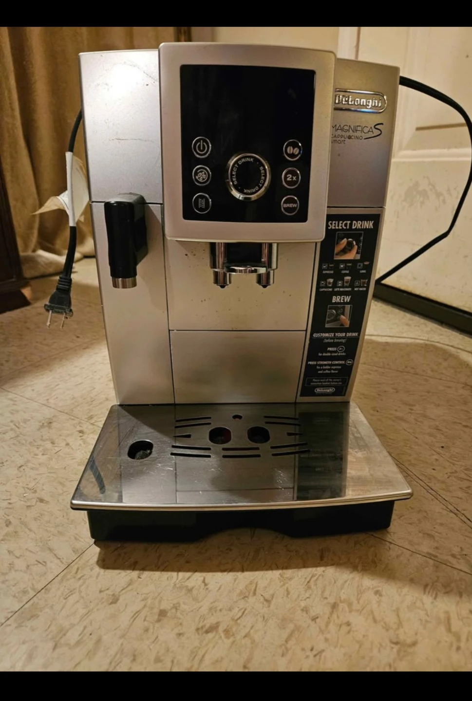 DeLonghi Magnifica S Cappuccino Smart Coffee Maker