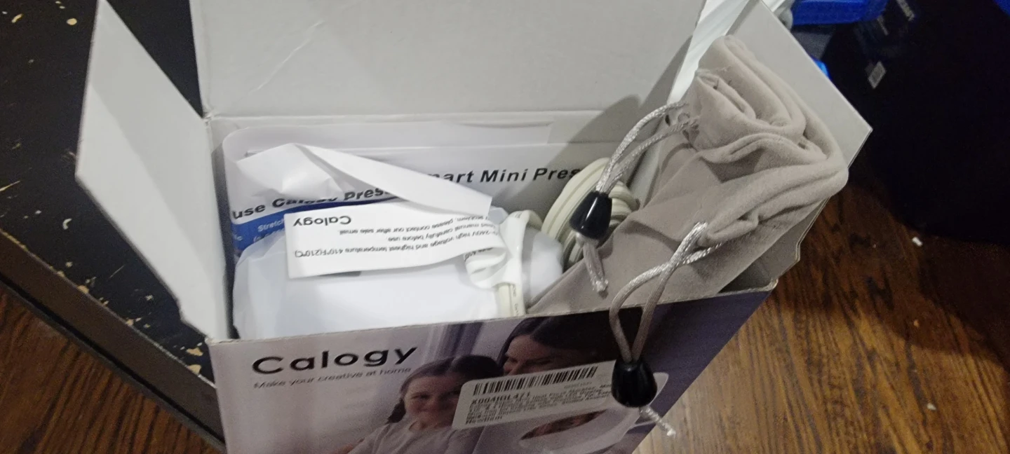 Calogy Smart Mini Heat Press for Crafting - photo 2
