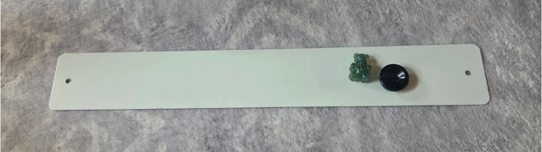 Magnetic strip + 2 magnets 🧲