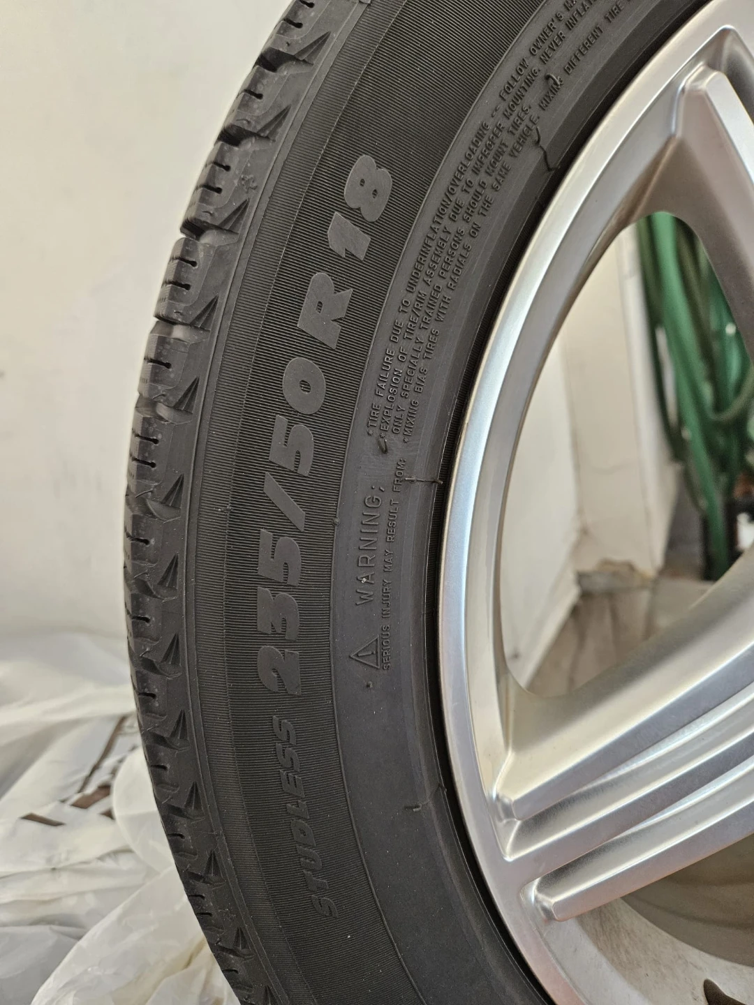 Michelin X-Ice Snow Tires on Alloy Rims - photo 5