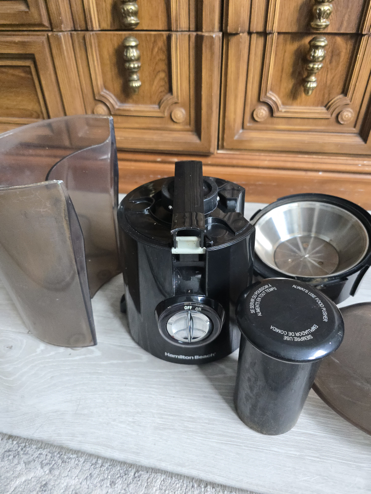 Hamilton Beach Juicer - photo 2