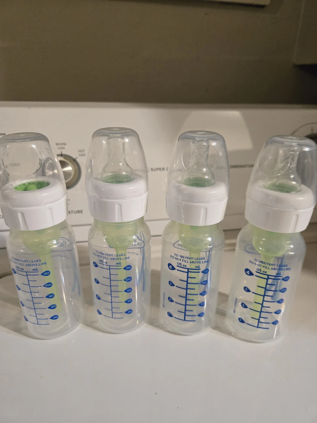 Dr. Brown's Baby Bottles - 4 Pack Unused ⚽