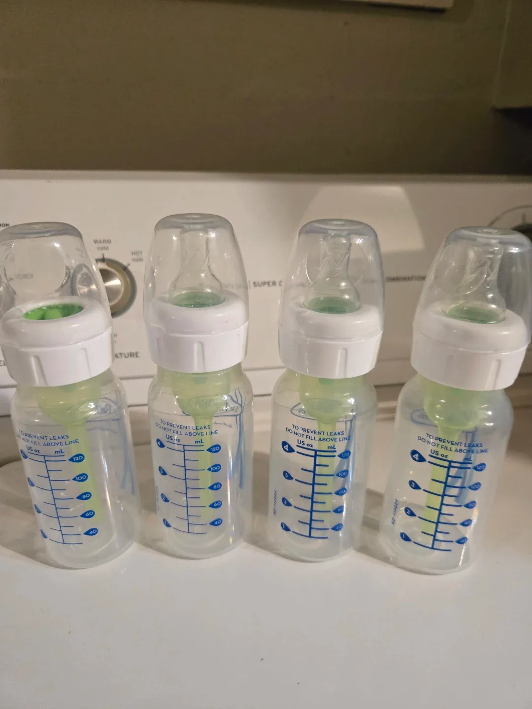 Dr. Brown's Baby Bottles - 4 Pack Unused ⚽