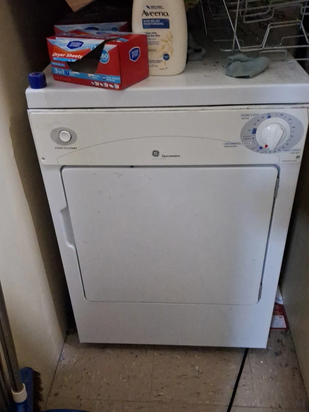 GE Spacemaker Electric washing machine and Dryer.