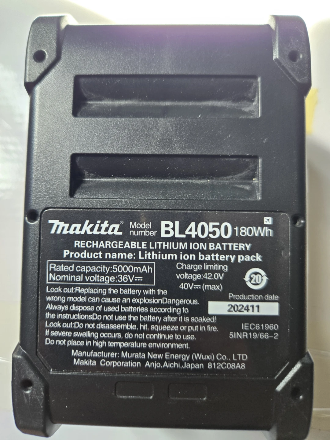 Makita BL4050 Lithium Ion Battery Pack 40V Max 5.0Ah - photo 2