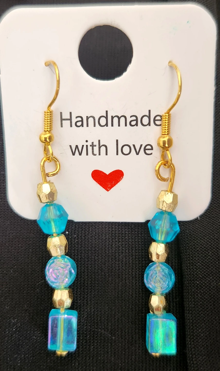 Handmade Beaded Earrings - photo 3