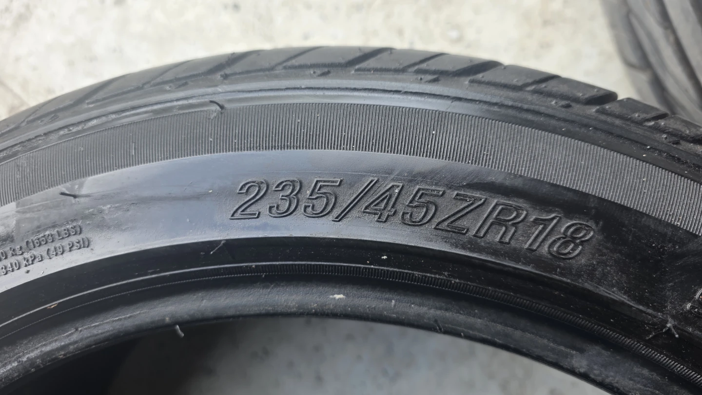 Set of 2 Tires - 235/45ZR18 - photo 2