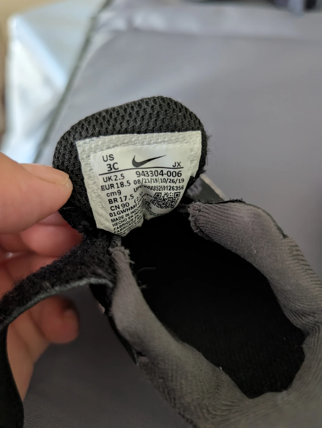 Nike Toddler Shoes and Portable pad - photo 5