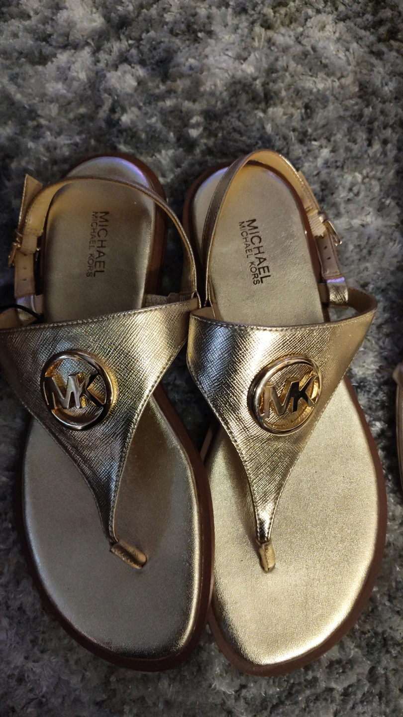 Michael Kors Gold Thong Sandals Size 7M