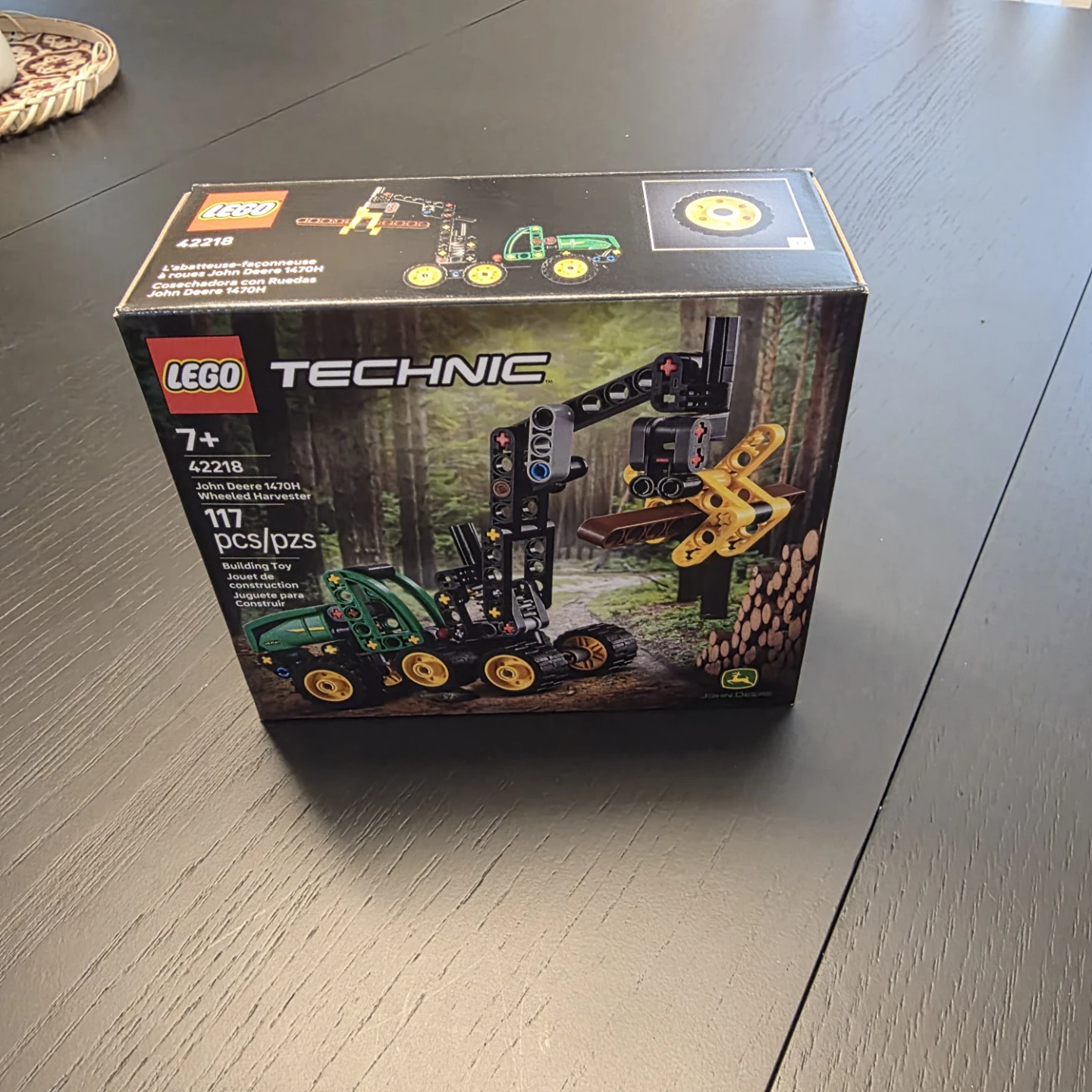 LEGO Technic John Deere 1470H Wheeled Harvester 42218