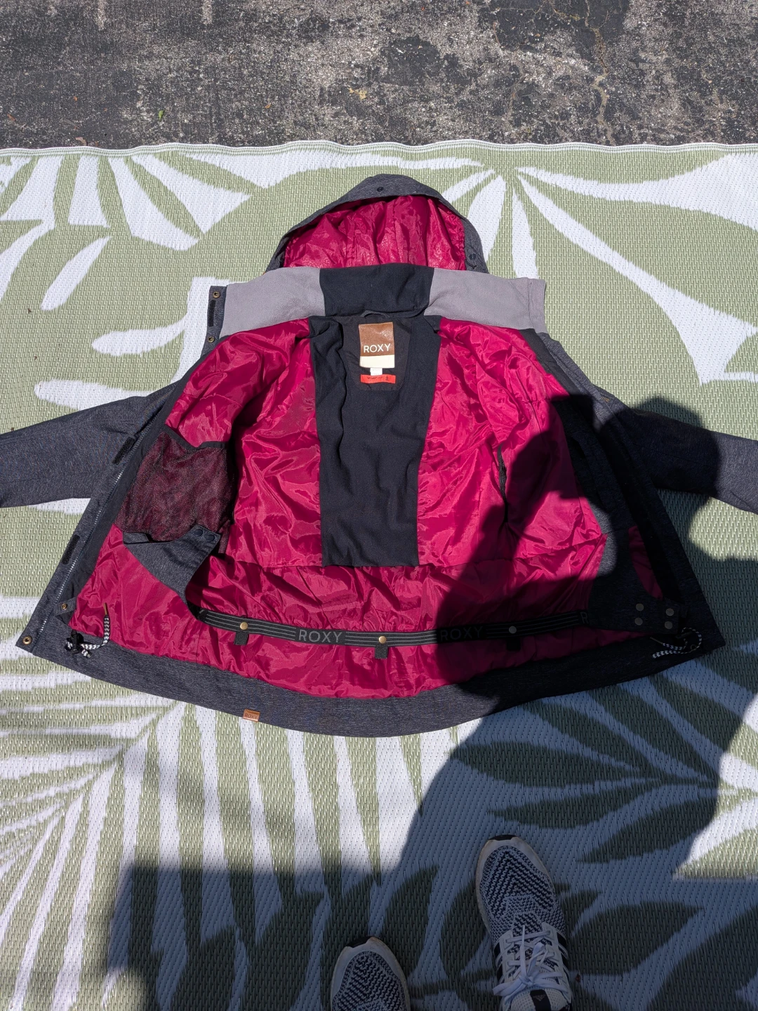 Roxy Women's Ski Jacket medium - photo 2