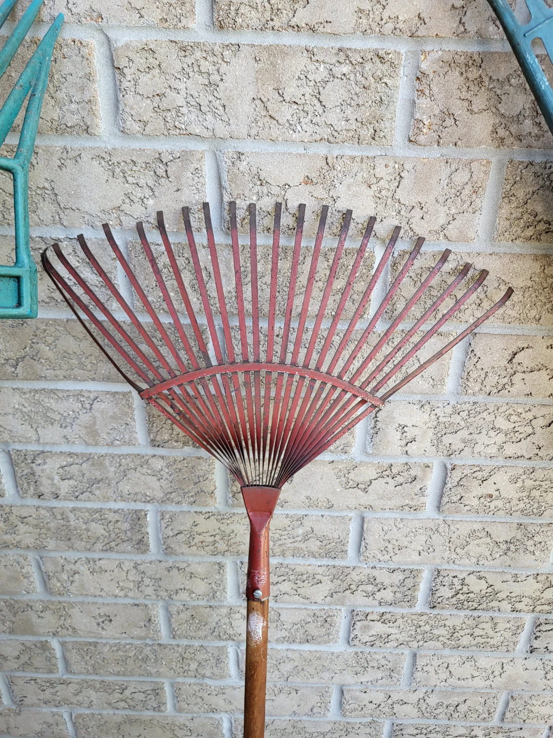 Fan and Barn Stall Rake Tools - photo 3