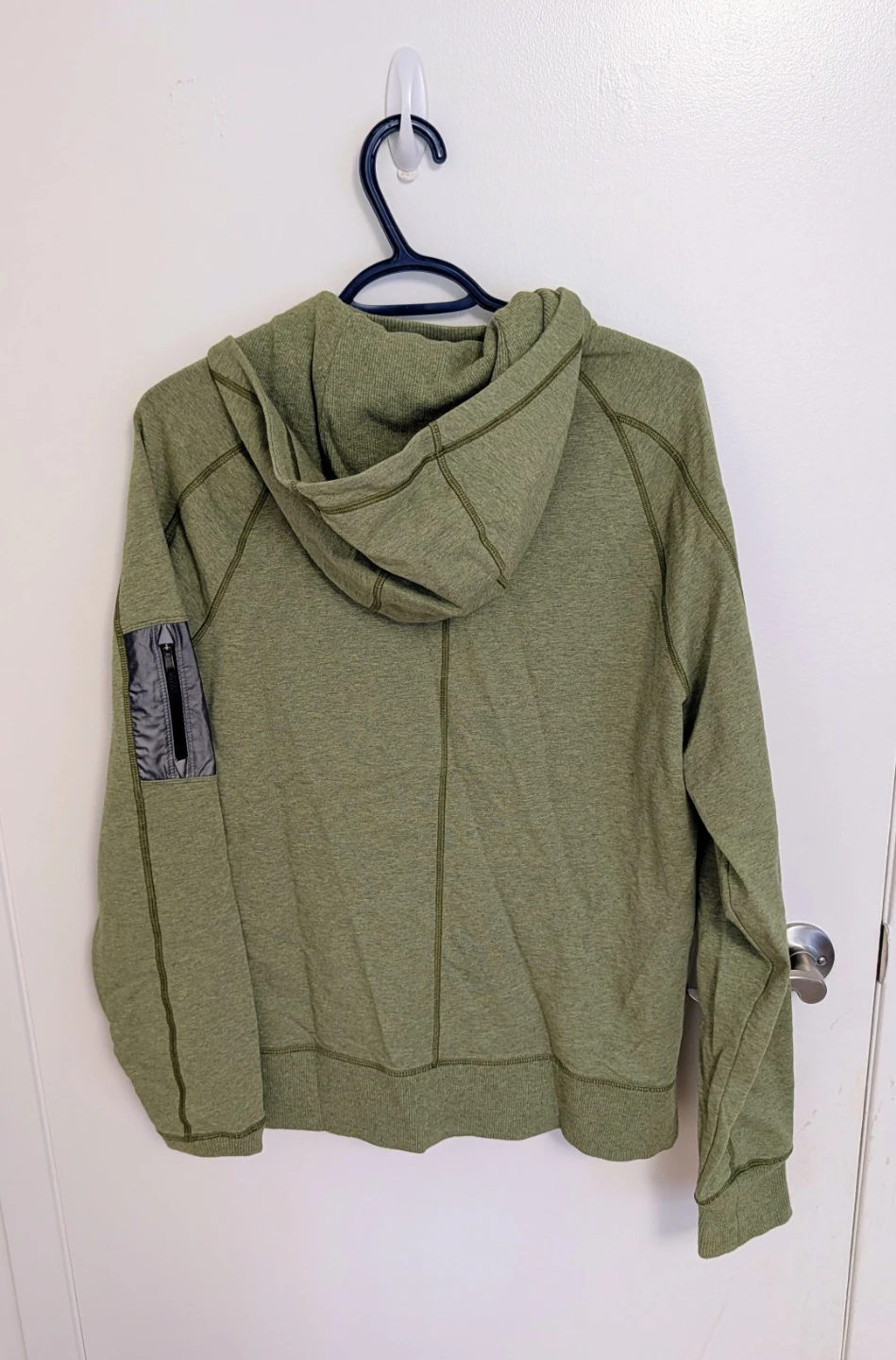 Men's Green Lululemon Hoodie - Men's Size Medium - photo 3