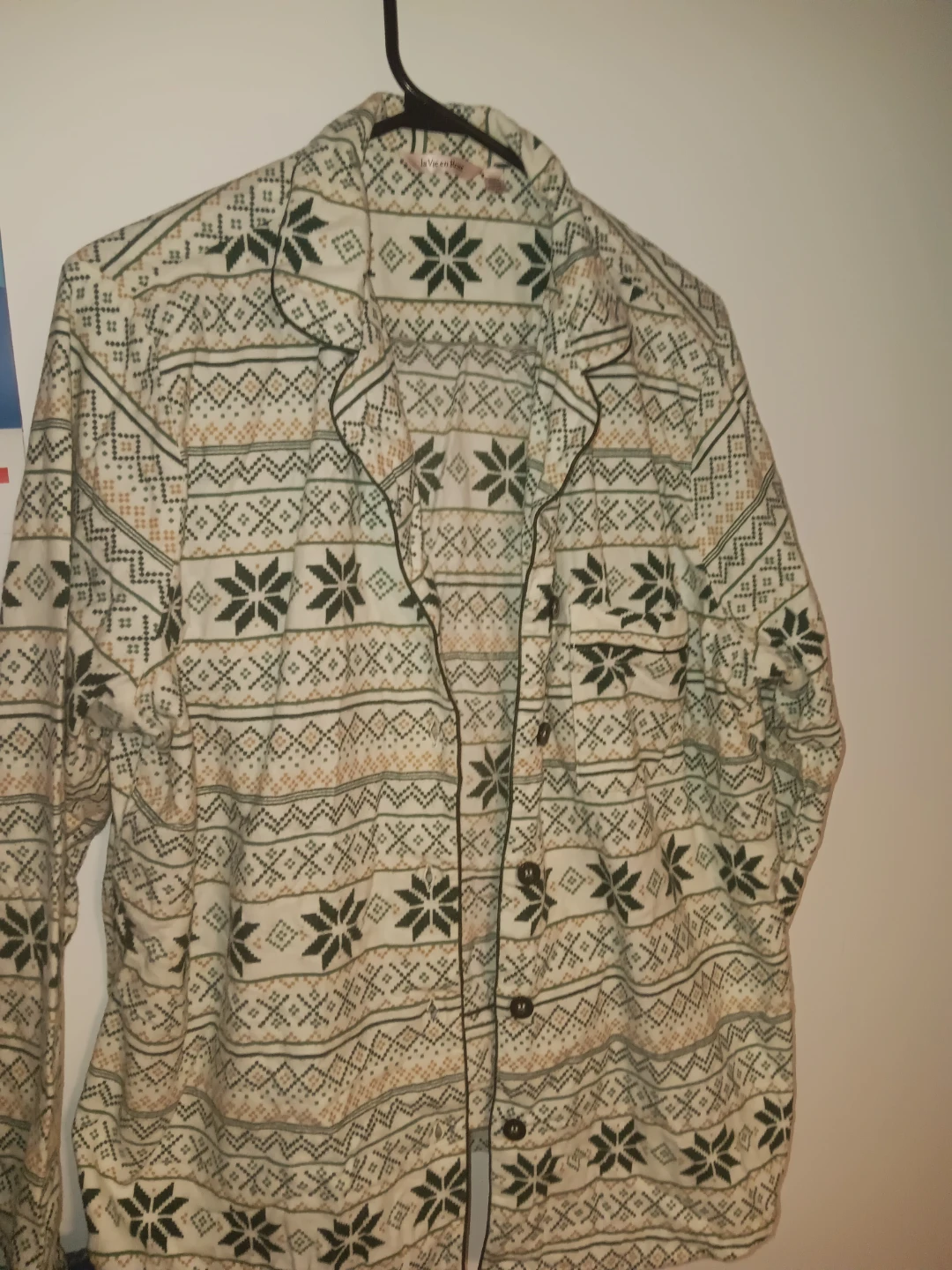 White & Green Snowflake Pajama Top