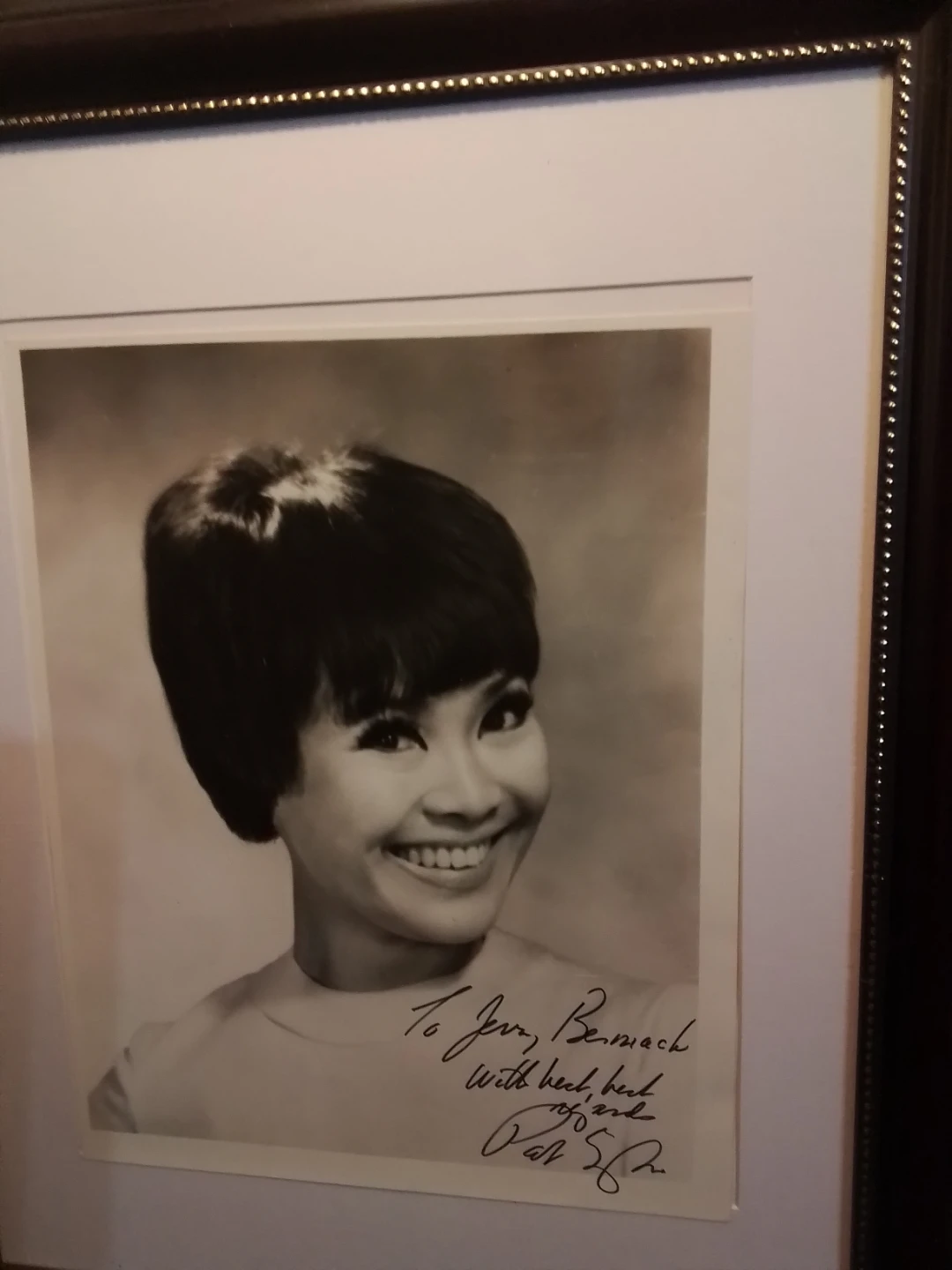 Pat Suzuki Signed Portrait 12.75" x 15.75" - photo 3