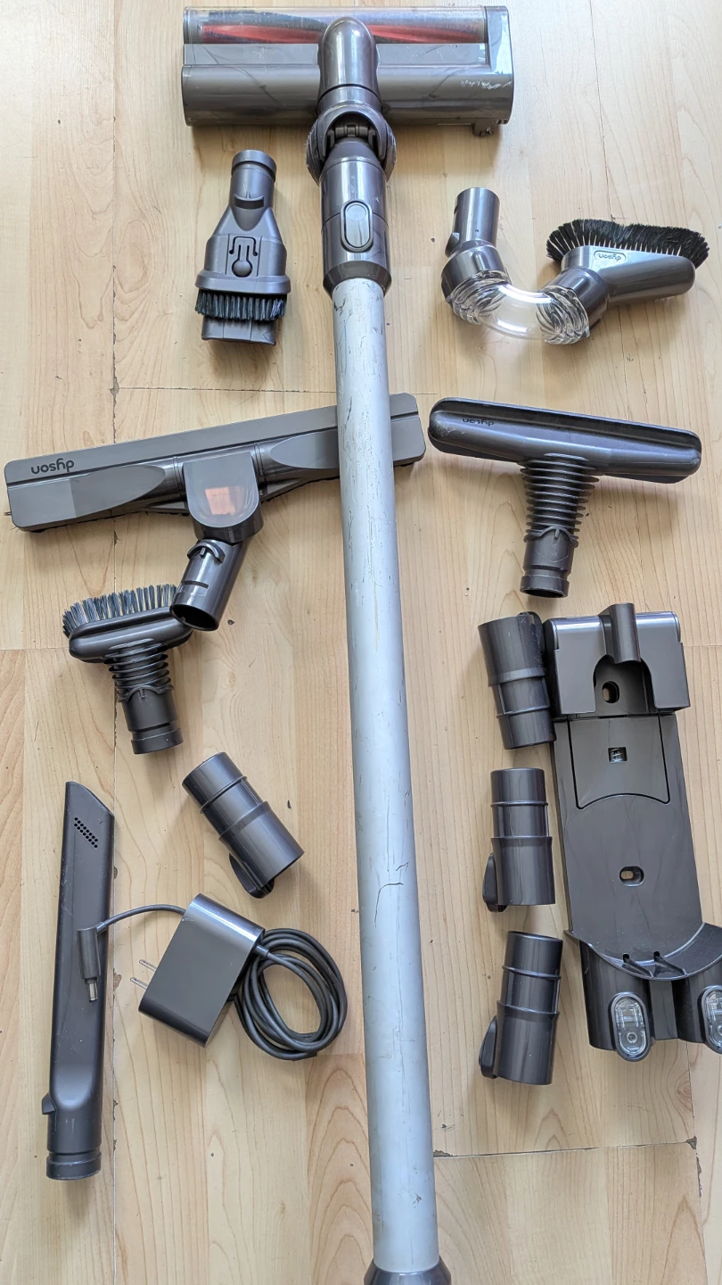 Dyson Cordless Vacuum Cleaner with Accessories - photo 2