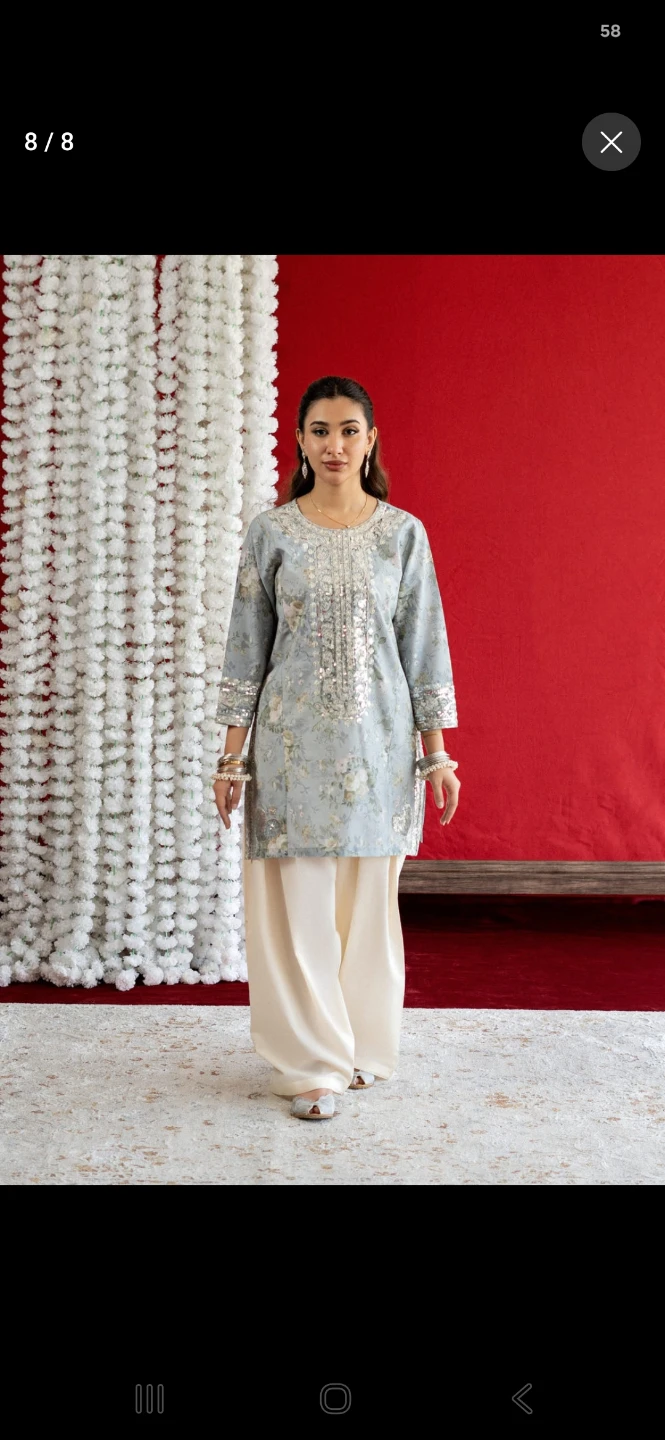 Women's Embroidered Kurti