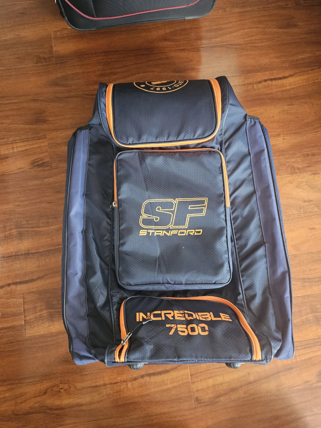 Stanford Incredible 7500 Rolling Cricket kit  Bag