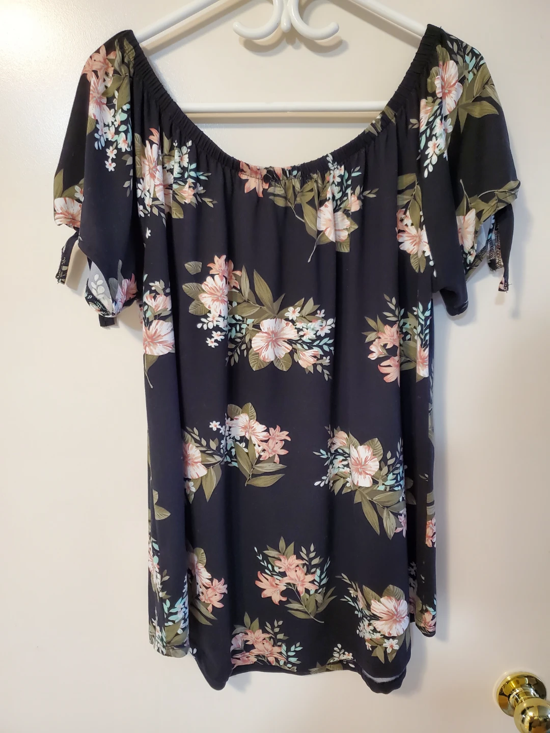 Black floral off shoulder top tie sleeves - 1X ⚽ - photo 3