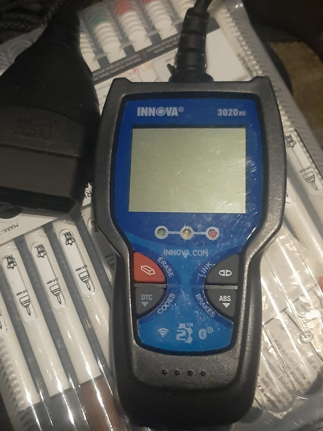 INNOVA FixAssist 3020 OBD2 Scan Tool - photo 2