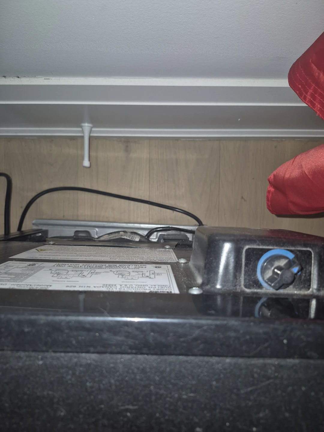 Danby Mini Fridge Freezer - photo 4