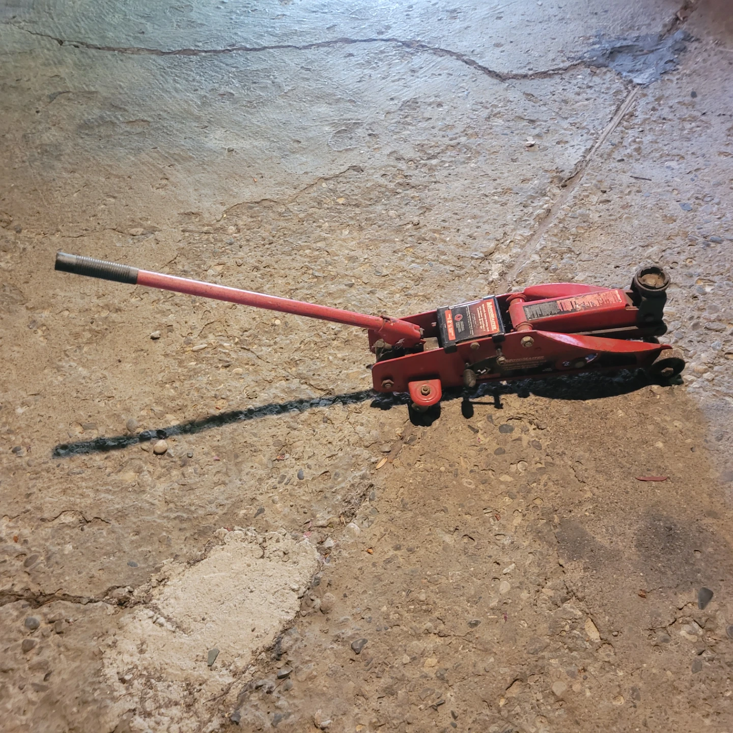 Red Hydraulic Floor Jack with Handle