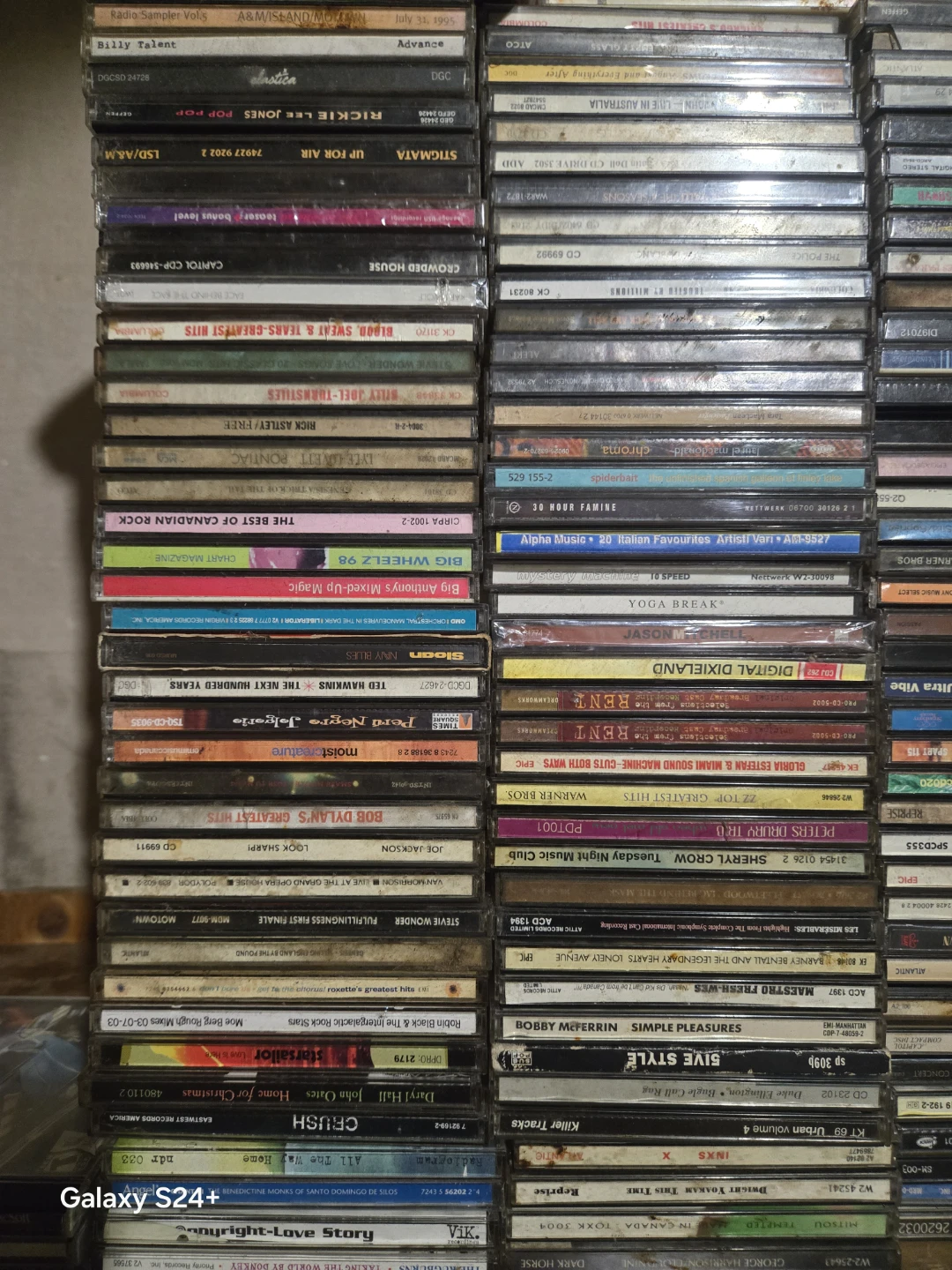 Huge Classic Rock & 90s Pop CD Collection 150+ Discs - photo 2