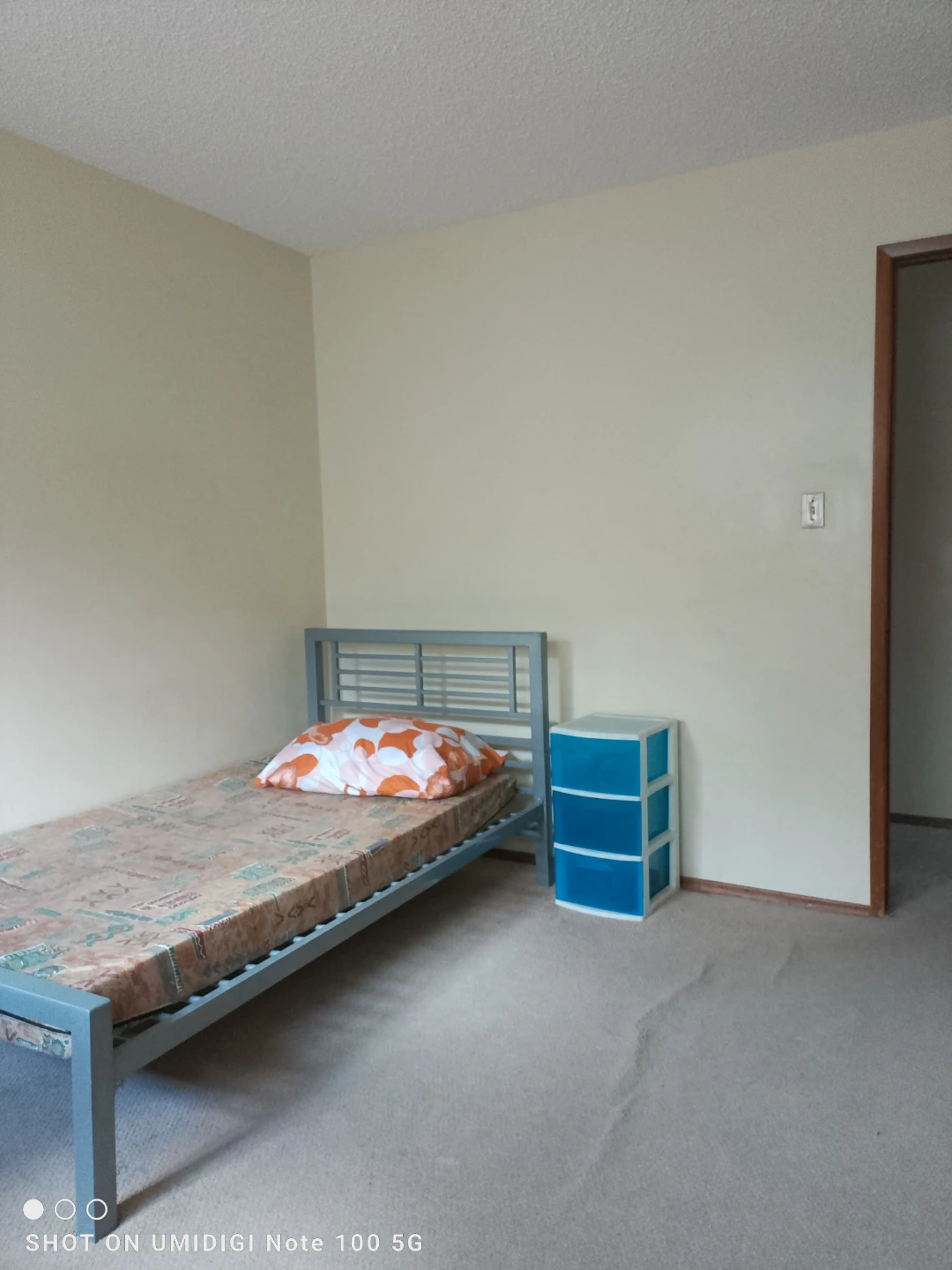 Room for rent - photo 3