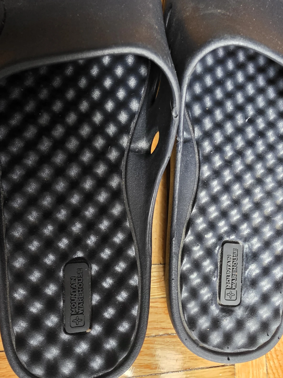 Mountain Warehouse Black Slide Sandals⚽️