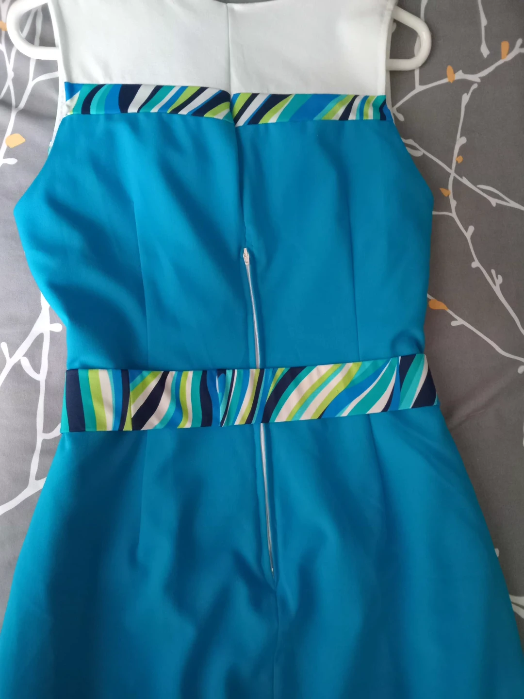 Blue sleeveless dress with colourful stripe accent - photo 5