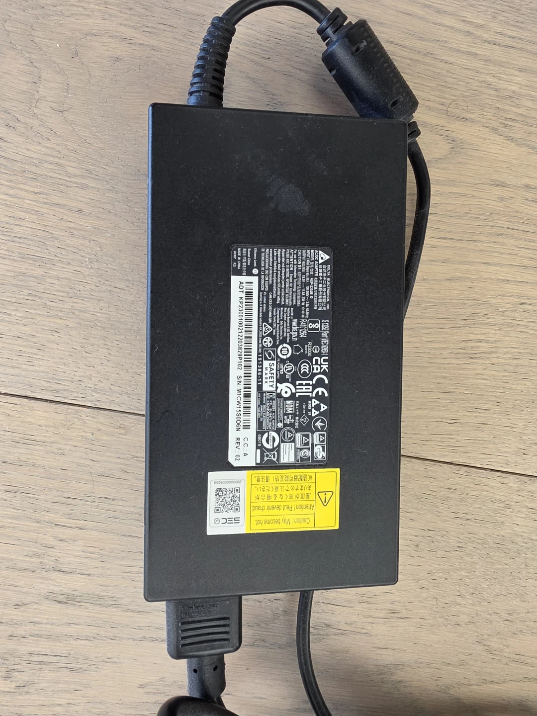 Acer Helios 300 Gaming Laptop - photo 4