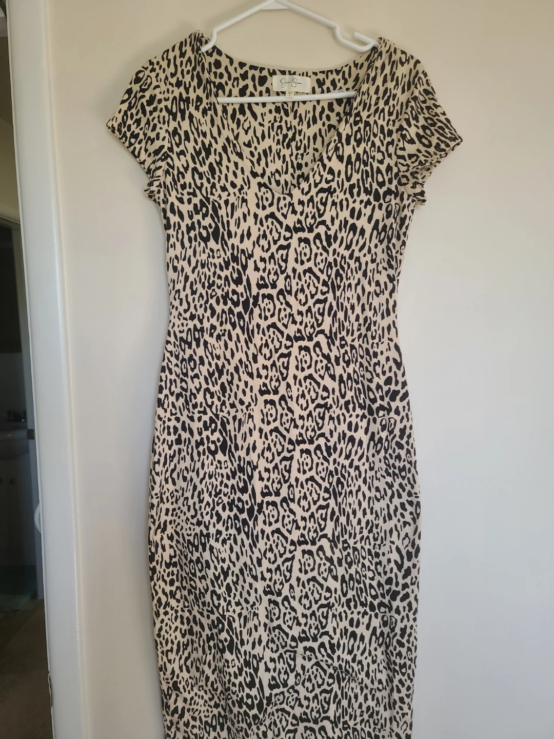Jessica Simpson Leopard Print Short Sleeve Dress