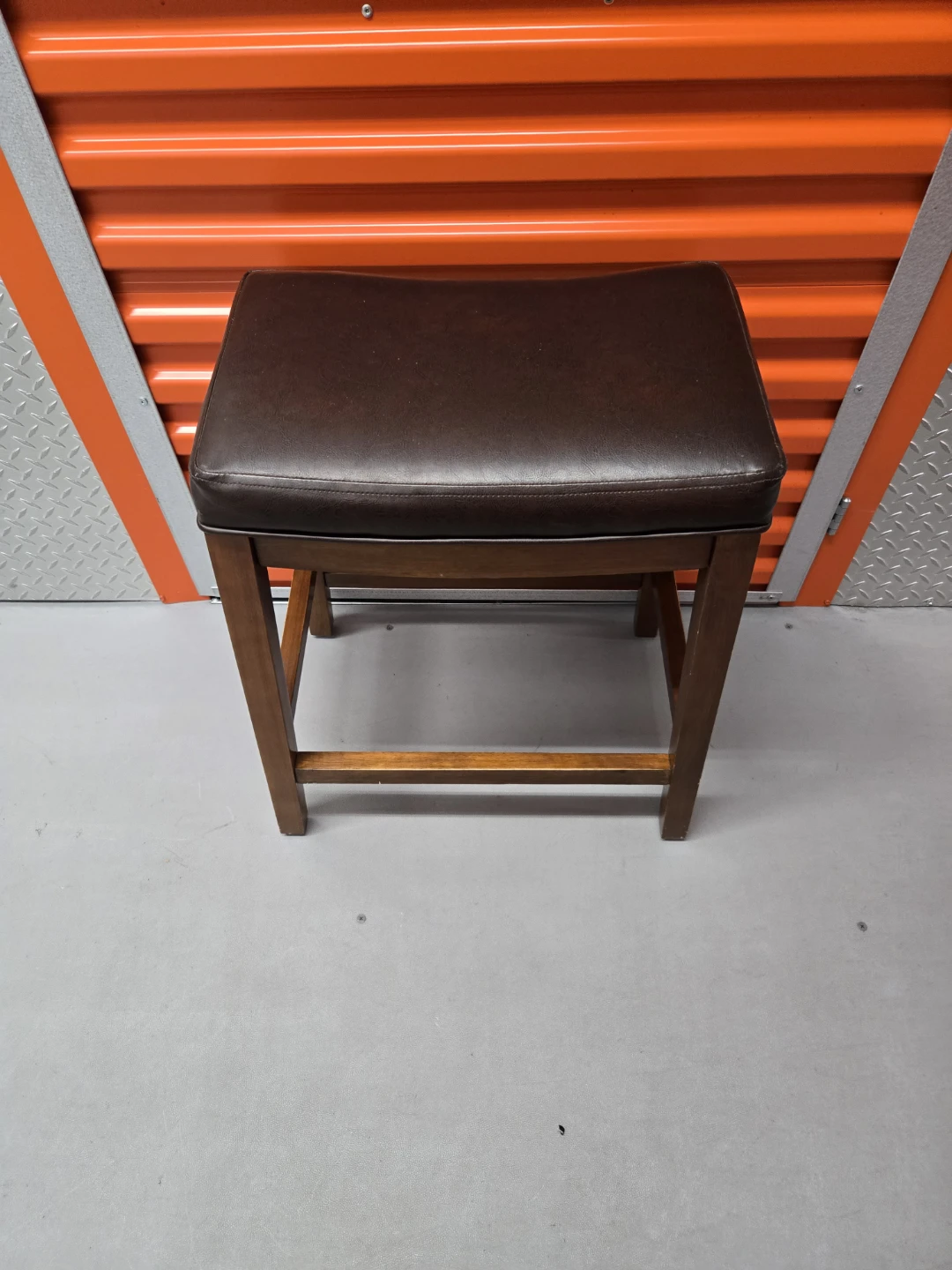 Target 18" Small Saddle Stool - Dark Brown Leather & Wood - photo 3